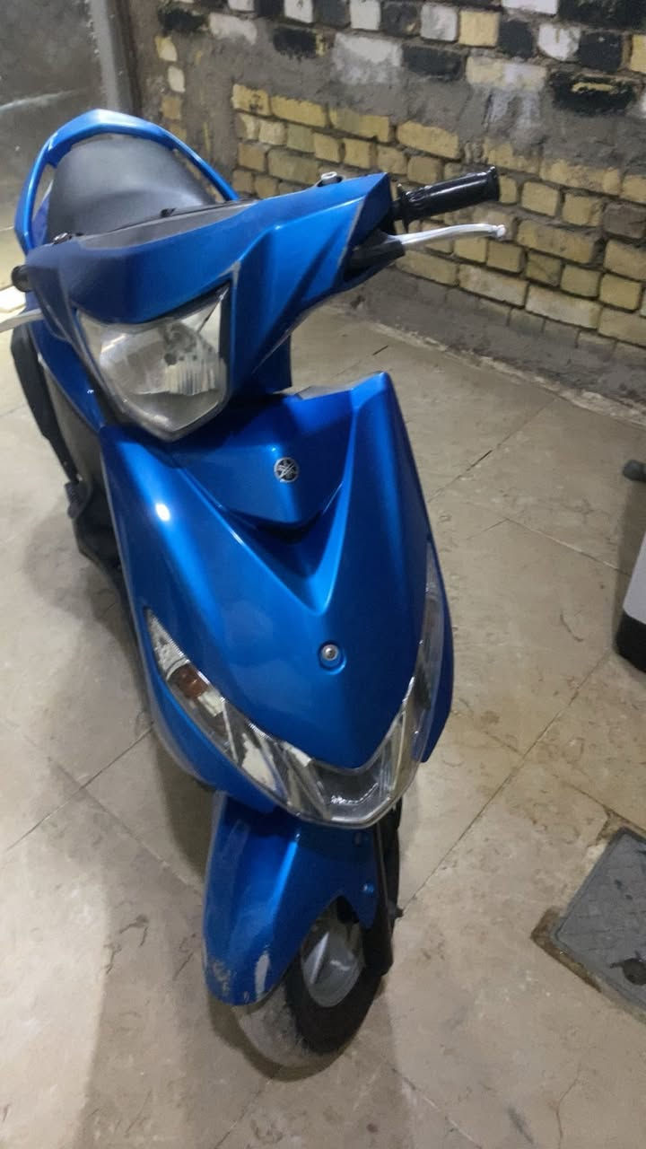 سلام عليكم دراجة جي تي آر 2017 دراجة ماشية 2000 حقيقي دراجة لون مييز ارزق دراجة كفالة عامة من كلشي نازلة من رمبة قبل سبوعين 
مكان حي اور ***********
سعر خاص
