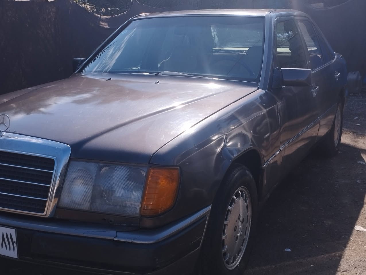 سلام عليكم سياره للبيع داب موديل 87 رقم بغداد نكليزي  سياره حلوو قواعد سليمه  بيه تبخير بل مكينه غرافه حلوو   مصبوغه جماليه اسعر40    مكان  ناصريه سوك الشيوخ ***********
