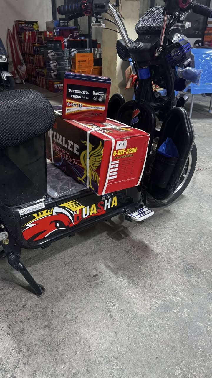 السلام عليكم هيوشا 25 6 بطاريات  البطاريات تنشد كدامك كامل مكمل كهربائياته شغاله 100‎%‎
سعره 650 ومجاله بسييط 
للاستفسار ***********
