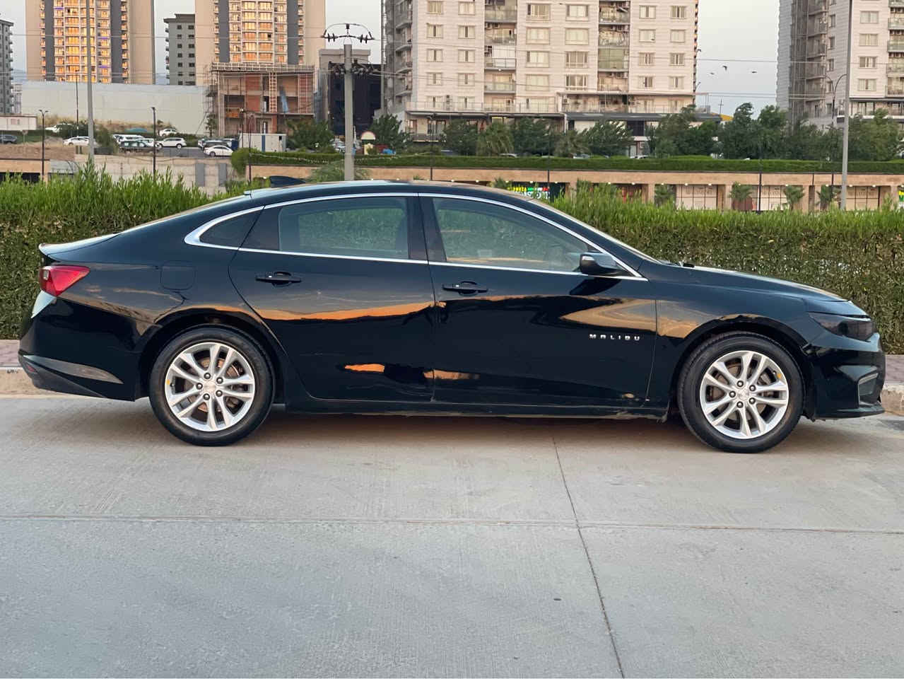 Malibu LT 2016

سعری ٧٧ گەڵاو معامەلە 
مواسەفات
بەسمە 
چوار درگا بەسمە 
شاشە 
کامێرا 
سوکان ڤۆلیۆم 
تەحدید سورعە 
کوشن کارەبا 
ئاوێنە ئیشارەت
دەبڵ گێر

بەشەرتی گێڕوو مەکینە
تەبرید بەشەرت 

سەیارەکە ٤ پارچەو پەڵەیەکی بۆیاخە
 
سەیارەکە لە سلێمانیە 

ژمارەی موبایل *********** السليمانية, العراق
