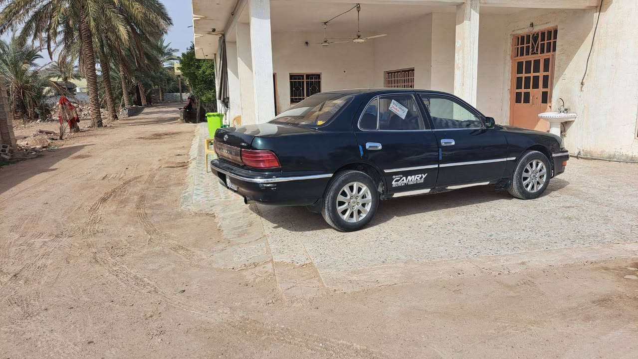 مكلف بلنشر ... كامري ٩٣ 
جاهزه كير محرك مكفولات صدر زين مصبوغه جماليه بدون حادث تحويل مباشر السعر ٤٧ وبيه مجال 
رقم صاحب السيارة ***********
المكان الفلوجه النساف
