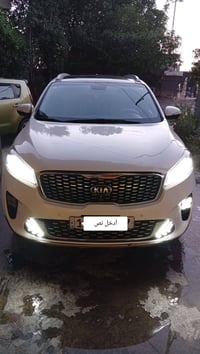 للبيع سورنتو 2020 اكويتي فول واحد على واحد رقم بغداد بسمي السياره كفال...