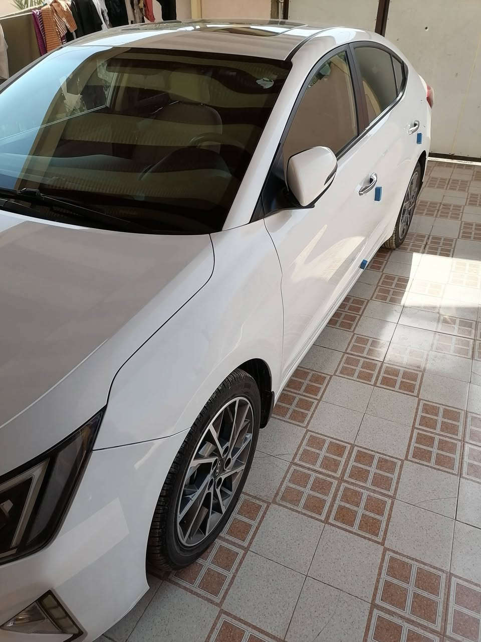 السلام عليكم النترا ٢٠ خليجي فوول بصمه يدات نيكل بروجكتر حساسات امامي شاشه فتحه سقف مكينه 2000 مكفولة كفالة عامه حتى من الشخط والبارد والصبغ والتبديل جديدة جدا وضع الشركه ماشيه 68اخت الزيرو رقم اربيل جديد وكاله او تحويل للاستفسار الاتصال على *********** مكان السيارة الديوانية
