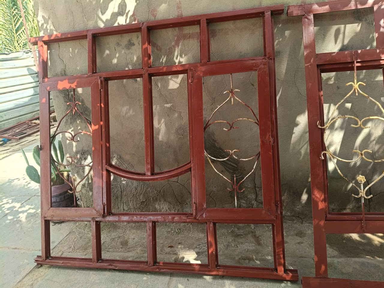 شيلمان 15العدد ثقيل بلجيكي اصلي وشبابيج 2مترونص في متر ونص واحد مترين في متر ونص للاستفسار الاتصال على رقم ‏‪0788 205 6219‬‏ مكلف بنشر
