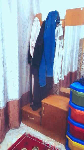 غرفه صاج للبيع سعره 150 وبيها مجال رقم *********** القادسية الثانيه شارع ابو وليد
