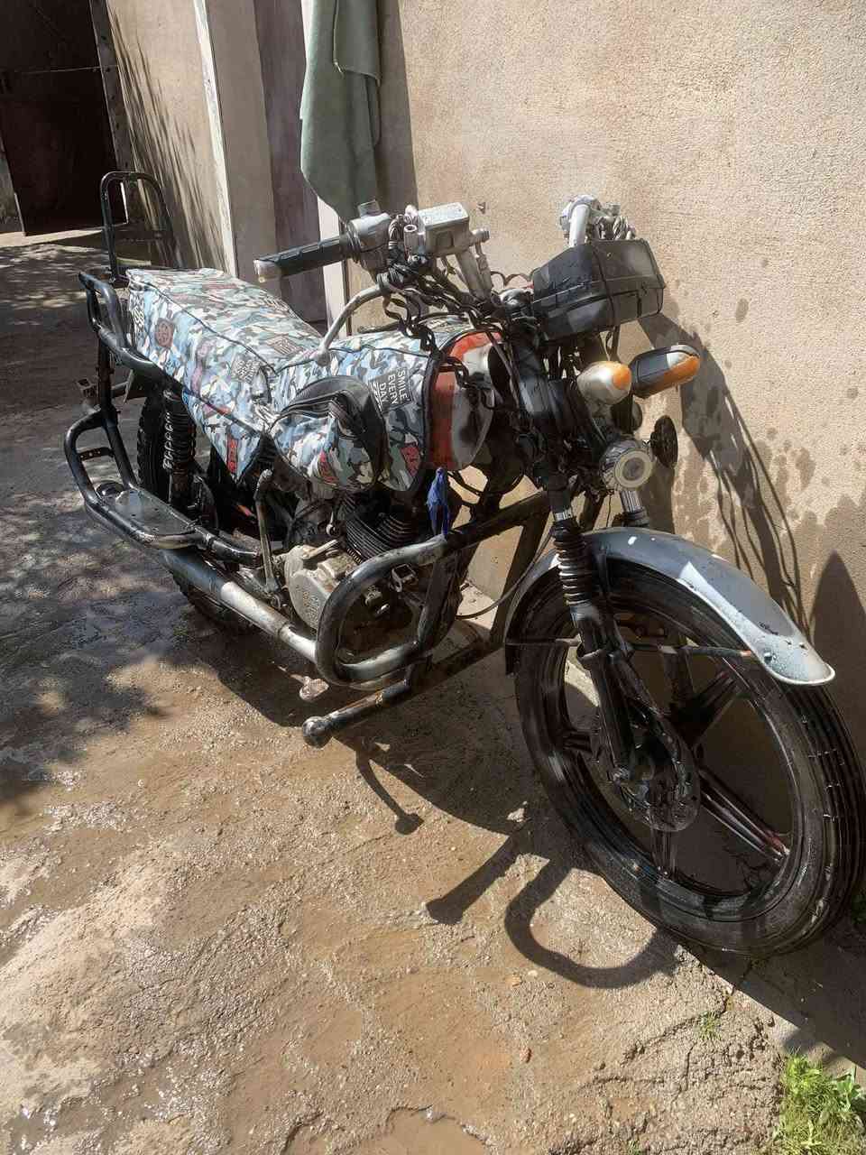 السلام عليكم ماطور اللبيع شقال سلف  5 كير السعر ١٢٥ مكلف بل نشر***********
