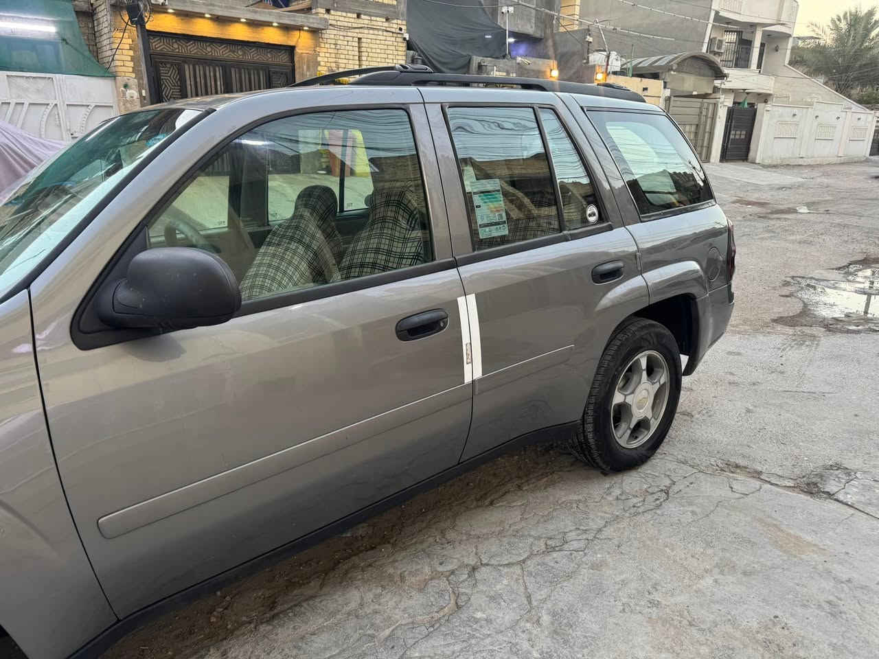 السلام عليكم 
بلايزر ٢٠٠٨
محرك ٤٢٠٠ قبق ابيض المرغوب 
تبريد قطعتين 
رقم سليمانيه بأسمي تحويل 
ماشية ١٥٠ 
السيارة كامله مابيهه نقص 
بيهه طخة صغيرة بكد نص اصبع باب الصدر 
مكاني بغداد حي أور 
السعر ١١٧
رقم .  ***********
