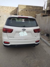 سورنتو وارد أمريكي ٢٠١٩ نص فول سته سلندر ضربه جاملغ وبنيد ماشيه ٥١  قط...