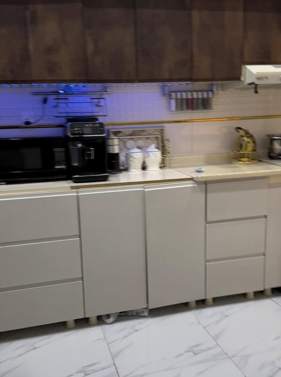 للبيع 
موصل ٣٥٠ الف


**إذا كنت صاحب هذا الإعلان وتريد حذفه لأي سبب، رجاءا أرسل رسالة إلى الدعم الفني**