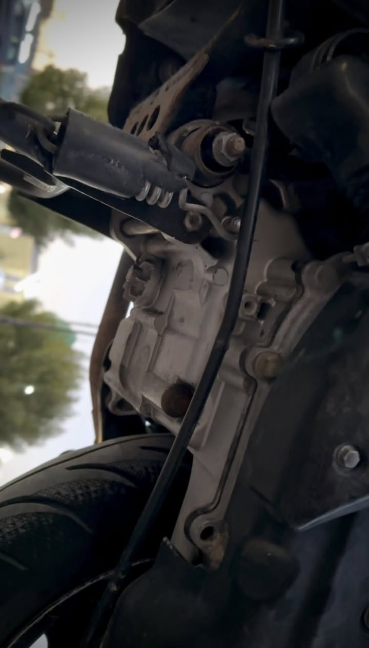 سكنس فحل نوزل خطين ياباني قبق نفخ ستاند حساس كهربائي ام الطلاعات الدراجة خير من لله ومكفولة كفالة عامة ومو بس حجي جيب فيتر افحص الحد متمل او توديهة وين ميعجبك ومصورلك الكور ولمكينة من جوة هم كهربائيات شلعة معدل بريكات كلهة عل شرط دراجة كلش حلوة وحلة من الصور هم ولي شراي يراسلني واتساب هم ادزلة فديو مصور الدراجة داير مداير ومن جوة المكينة ولكور وصوتها وكلشي اوراقها كاملة ابيعلك اباب البيت واي ختلاف بلحجي او بصور تاخذ الدراجة وكرواويك وتمشي السعر 850 مكاني بغداد البياع ***********
