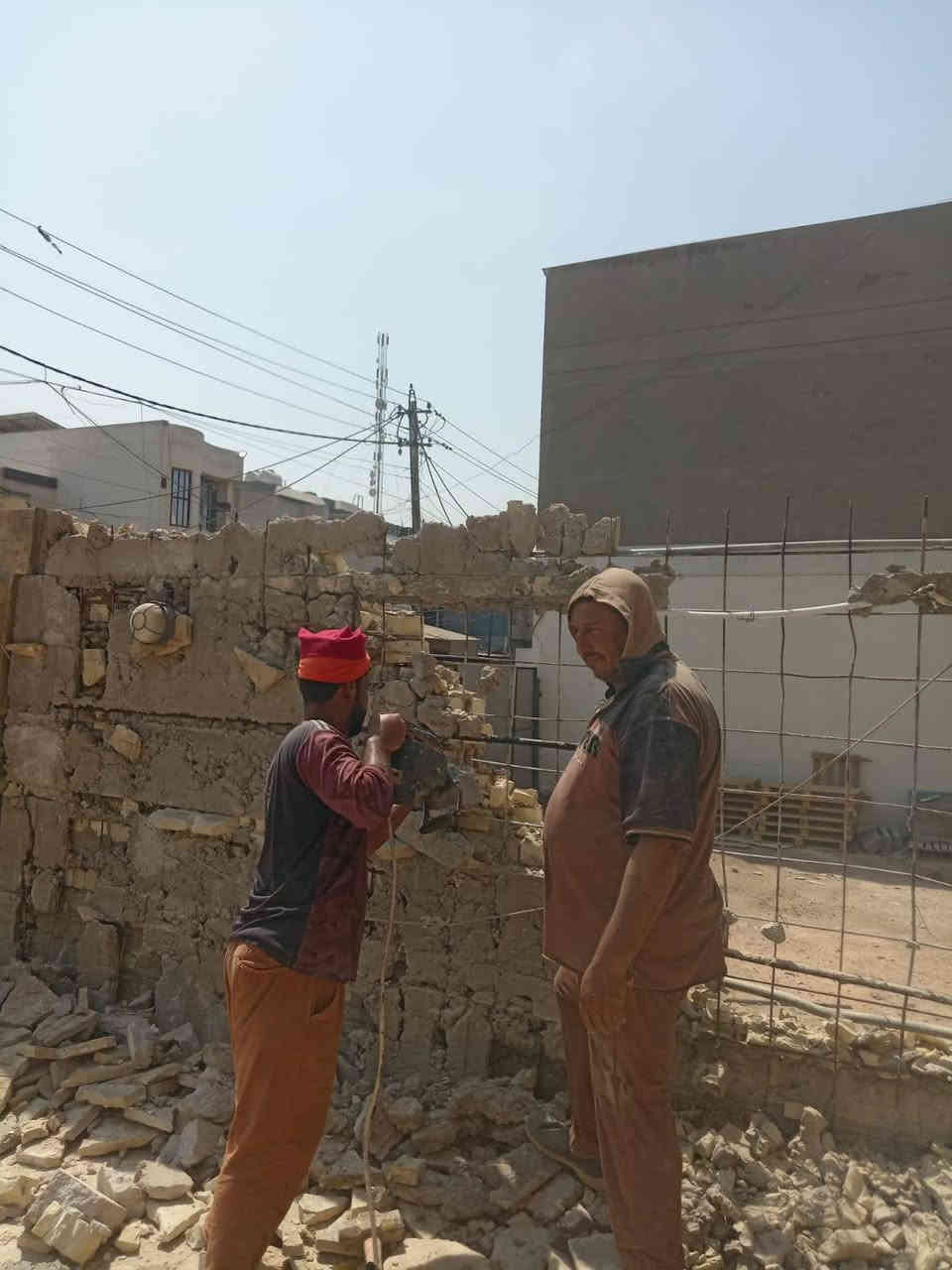 السلام عليكم 
مقاولات عامه
 بناء _ ترميم _ اضافه بناء _ هدم _ التوصل خاص او عبر رقم الهاتف *********** متوفر واتساب
