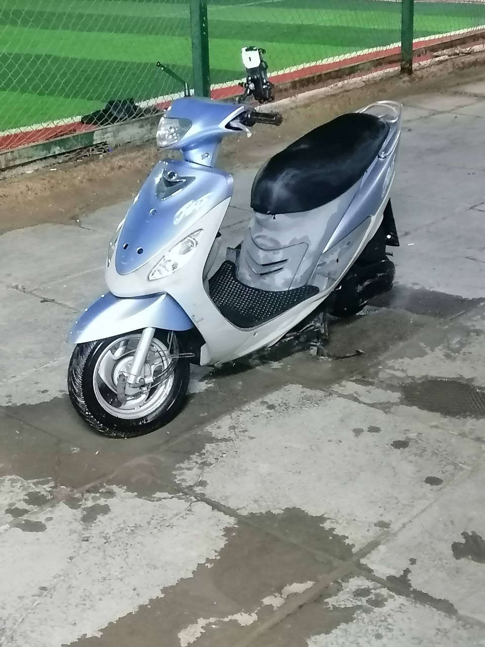 للبيع ماكس منغولي دراجه كفاله عامه مكينه كفر دراجه مفوله معدل نهضه دراجه ختم واحد تعال وافحص وين ماتريد افحص بانزين كله محسن صار شهرين من ماخذهه درجه حتى ماطلع بيه واني عندي شغل مرات اروح بيه لشغل دراجه كفاله عامه من كلشي هندر سلف دراجه احله من صوره مكان دوانيه دغاره رقمي ***********
  ملاحظه مامتواجد على واتساب لحد يخابرني على واتساب
