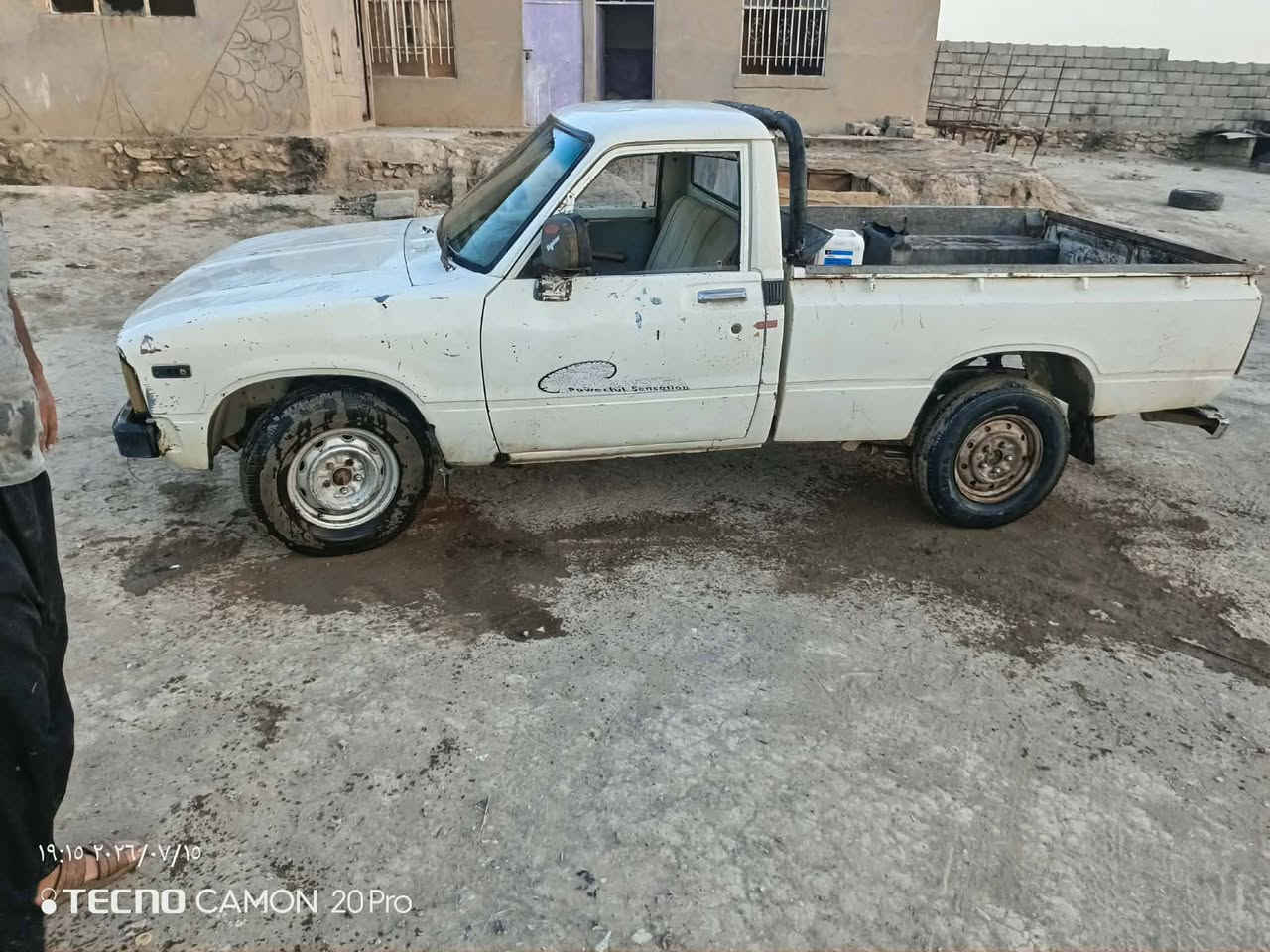 السلام عليكم بيكم 80 كير محرك  شرط تواير طخم جدد  كاربون بانزين  بي تريد وكاله تريد تحويل رقم نينوئ السعر 25 وبيها مجال رقم ***********    ***********
