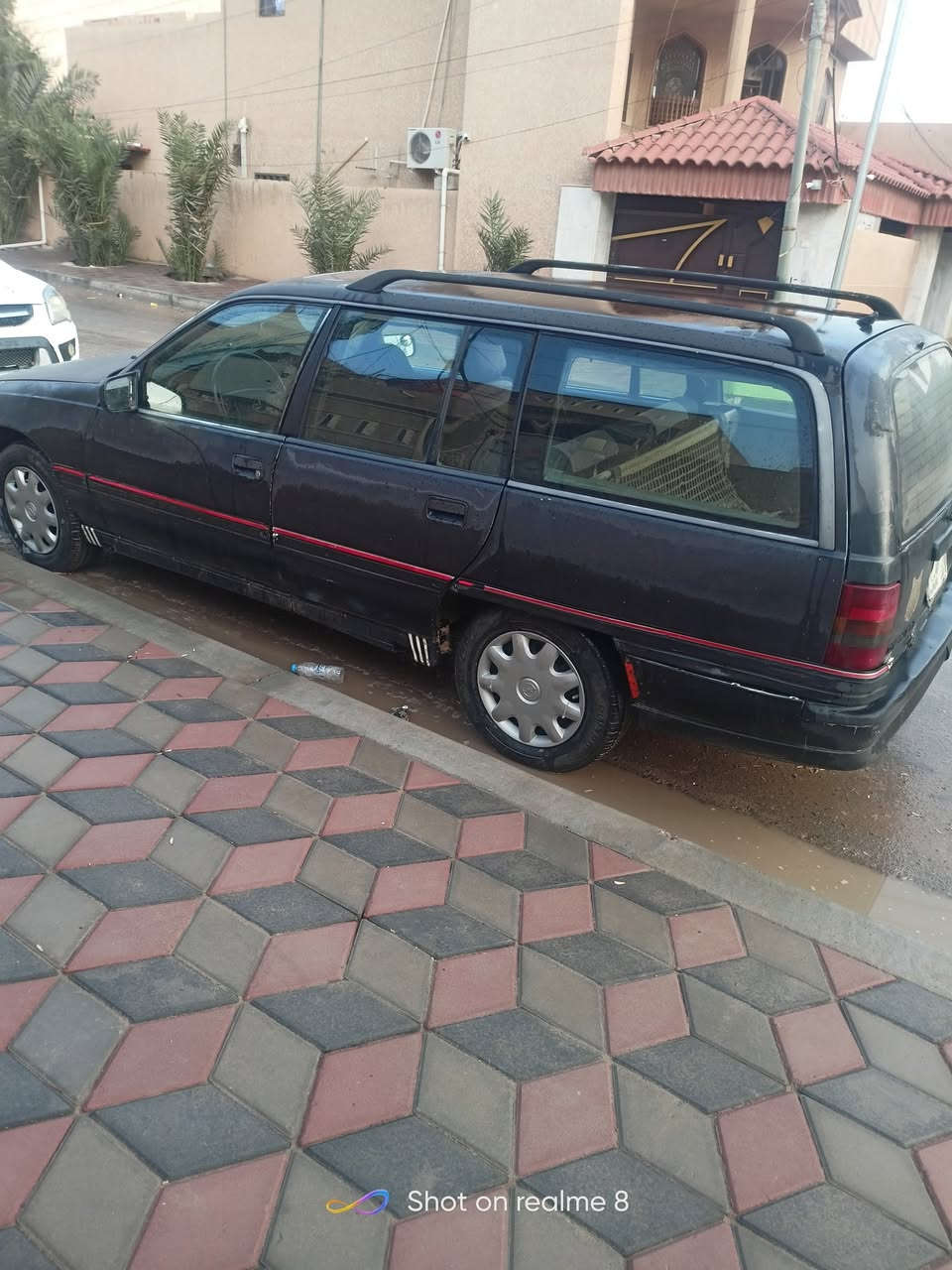 سلام عليكم اخوان أوبل اوميكا محرك 2000 شرط كير ومحرك موديل 93 سنويه خضراء سيارة كلها شرط مال بيت احلامن الصورة فحص صلاح الدين صاحبها معرف وين يعني ابيع حبل حبل بدون راعي سلايت سيدي غرفه جديده حيل دشبول حديد كهربائية كلها شغاله طخم تاير جديد جديد السعر 14 بيها مجال بصيط اخوان لاحد يكسر بل سعر هاي مال مسلم تكريت القادسيه رقم *********** مامتواجد عل وات ساب
