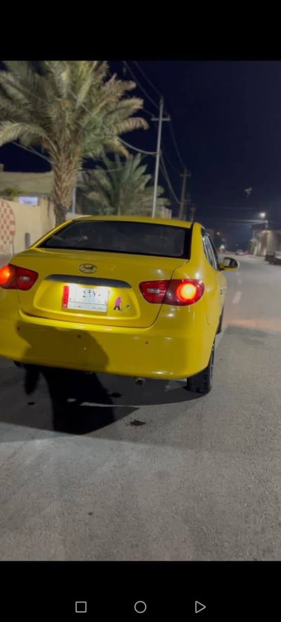 السلام عليكم للبيع هونداي النتر مديل 2008وارد خليجي مكينه  2000 دوش كير عادي  حداديه تخم تاير تبريد ثلج  السياره جديده وجاهزه من كلشي السعر 72مكان السياره رقم ذي قار دولي مكان   واسط الستفسار اكثر عل رقم ***********
