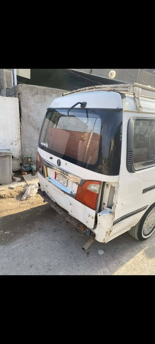 سلام عليكم شباب سياره فتون ٢٠١٤ كوم حديد اتكفل سرقه وعشار السعر ٢٤ وبيه مجال مكان سياره بغداد البياع ***********
