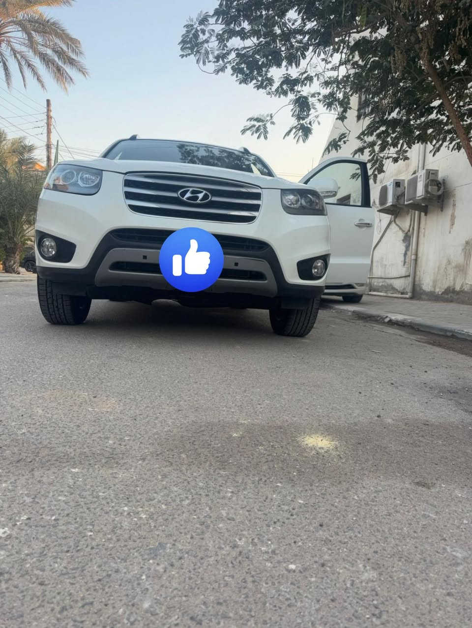 سنتافي 2012
واحد على واحد فول مواصفات
كلهن بيه فتحه بصمه مري شفط 
 6سلندر مكينه ما مفتوحه
رقم نجف انكليزي
 سنويه جديده
بيه جاملغ صوب العبري شرط مبدل وكاله
سياره جاهزه وخير من الله
عنوان النجف الاشرف

‭0781 390 0020‬
