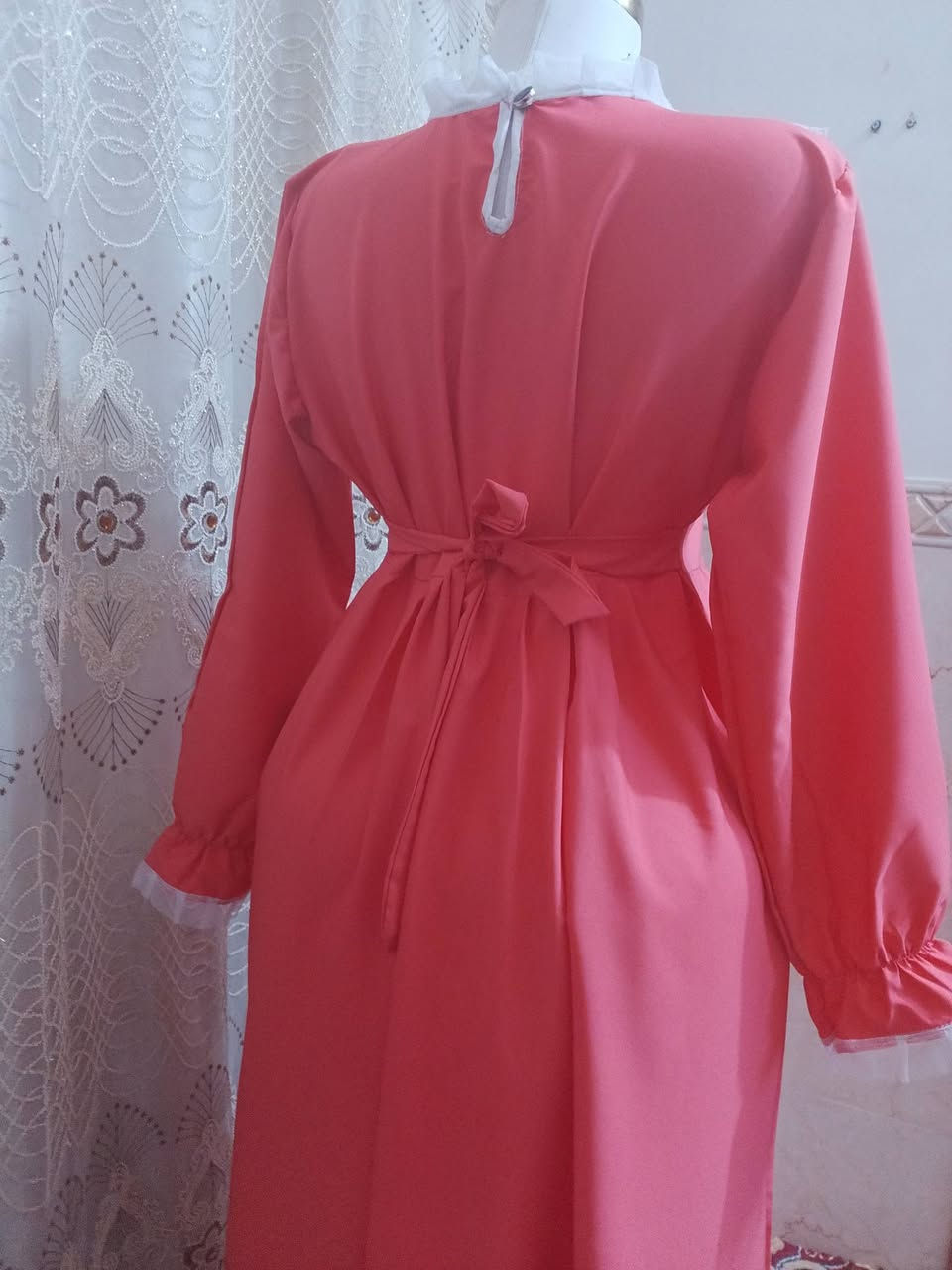 فيونكه للخياطة 
متوفرات الي تريدهن تراسلني خاص او واتساب

‏‪0788 956 8668‬‏
