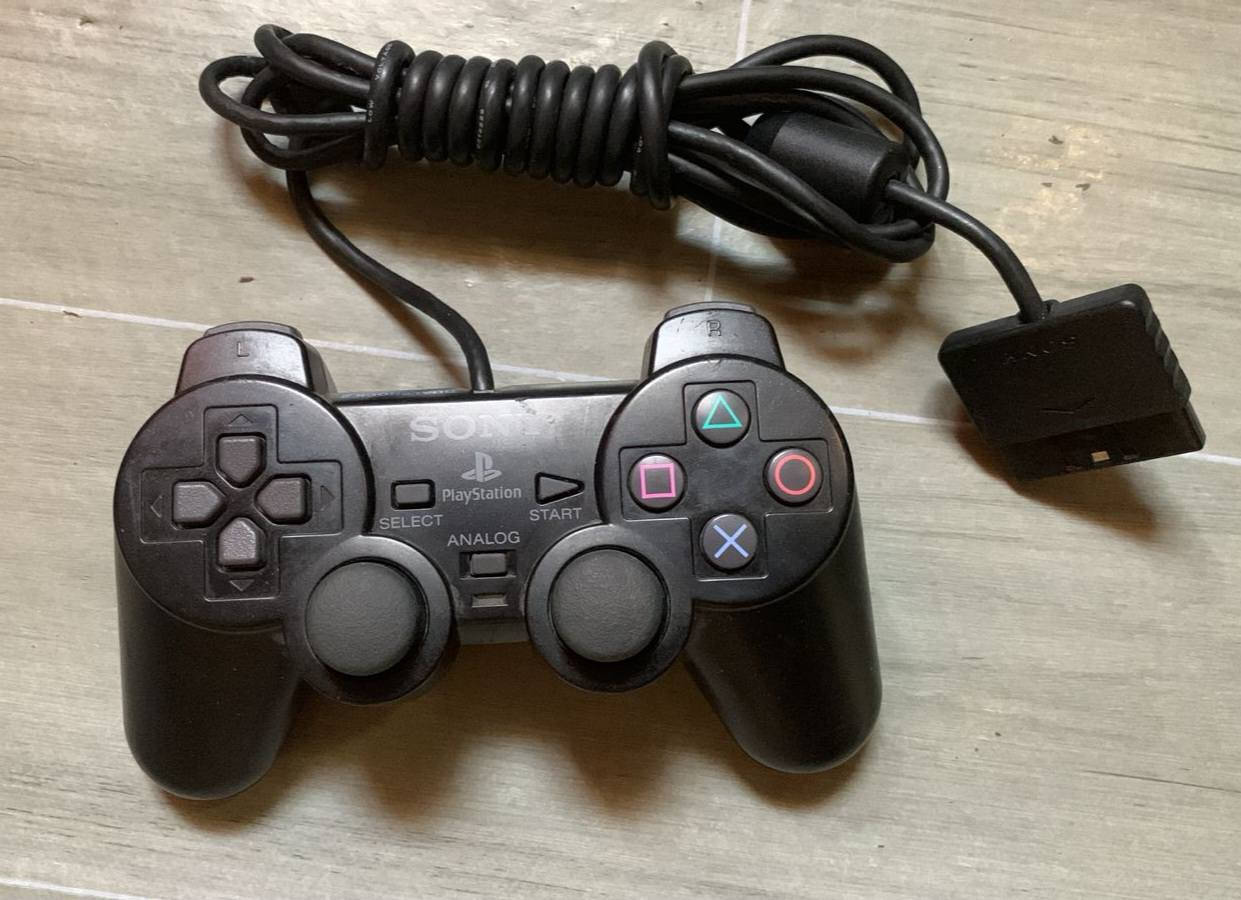 جويستك ps2 أصلية
مديل SCPH-10010   A
سعرها 25 مع توصيل جميع محافظات العراق


**إذا كنت صاحب هذا الإعلان وتريد حذفه لأي سبب، رجاءا أرسل رسالة إلى الدعم الفني**