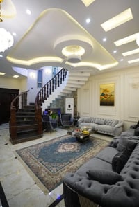 البصرة المعقل • ٢٠٠م • ٩ غرف نوم