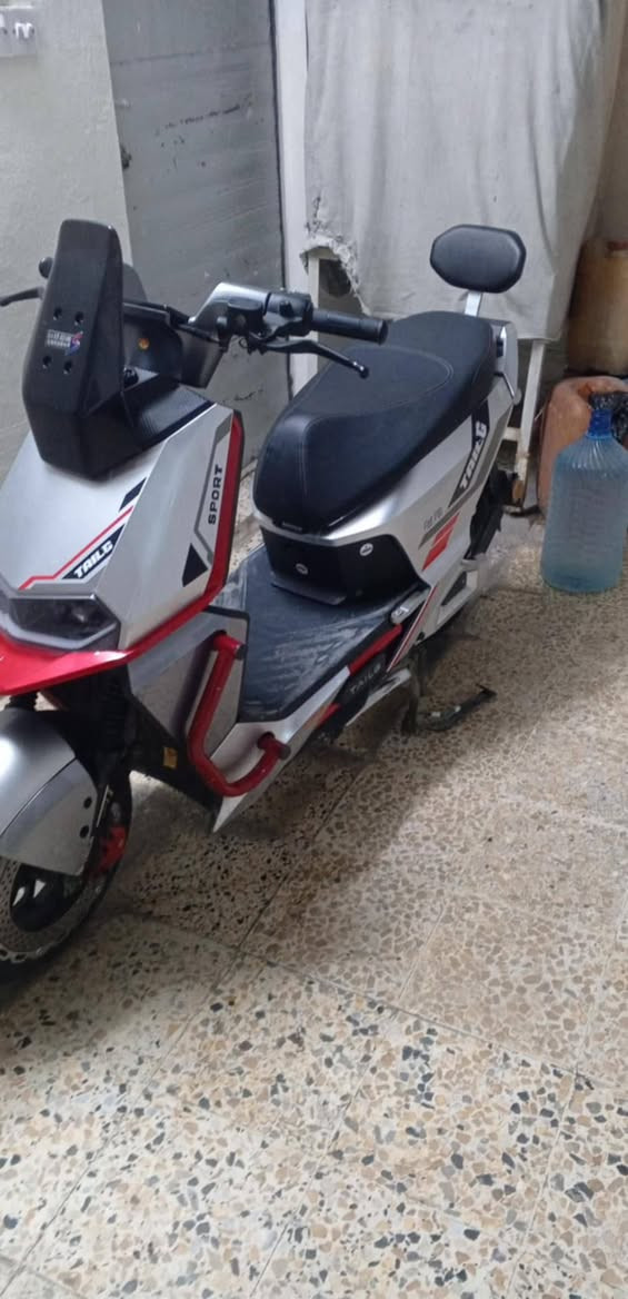 السلام عليكم الماطور للبيع تايلانج الماطور جديد معنى الكلمه الماطور معروف بسرعه 85 باتريات 35 امبير سبب البيع متوازي على فلوس والماطور جديد السعر 750 وبي مجال للشراي اتصل ***********
