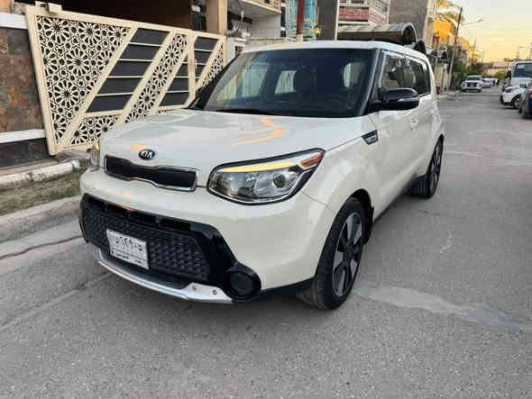 سلام عليكم 
كيه صول 
موديل 2015
جديده بمعنى الكلمة 
رقم بغداد مشروع وطني 
ماشيه 67 
سعر 118 وبيه مجال 
المكان بغداد العامرية 

‭0772 582 4139‬
