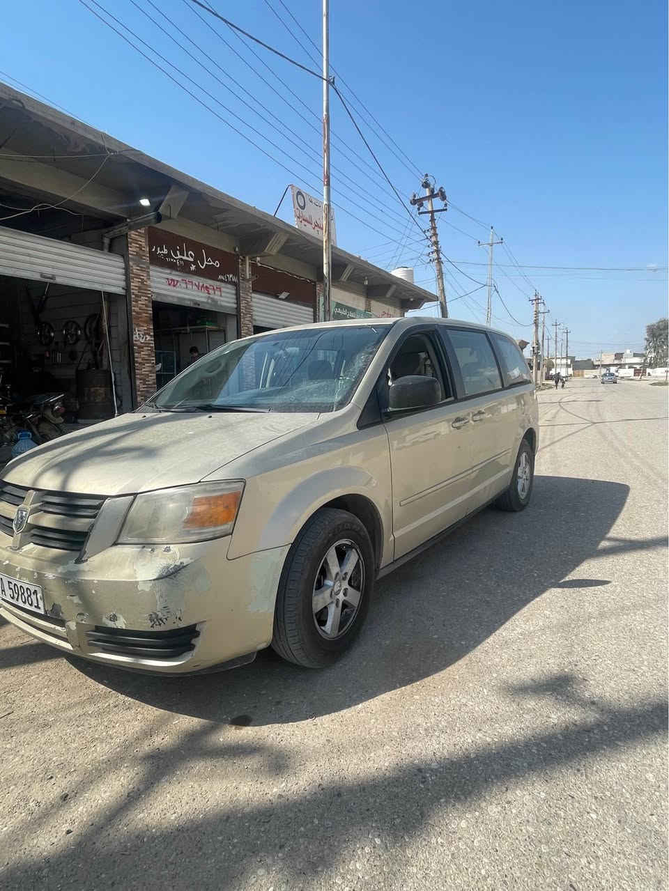 دوج كرفان موديل 2010بدون صبغ   كير محرك جديد تبريد تدفئة مركزي شرط رقم موبايل *********** كركوك, العراق
