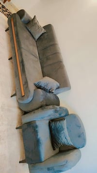 تخم للبيع عشر مقاعد مع طبلات ثنين جديد ممستخدم ابد   السعر ٤٢٥ وبي مجا...