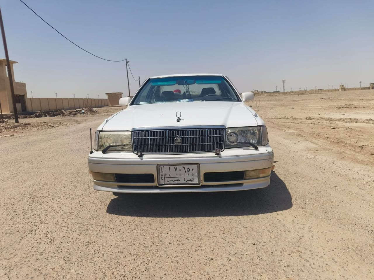 السلام عليكم
سيارة رأس الثور رقم بصرة
باسمي مشروع وطني شرط المداور 
موديل 1997
طخم تاير _حدادية جاهزة 
مكينة 2500 ديلكو 
مكان السيارة البصرة القبلة 
السعر 80 ورقة للتفاصيل أكثر اتصل على الرقم *********** شط العرب, البصرة
