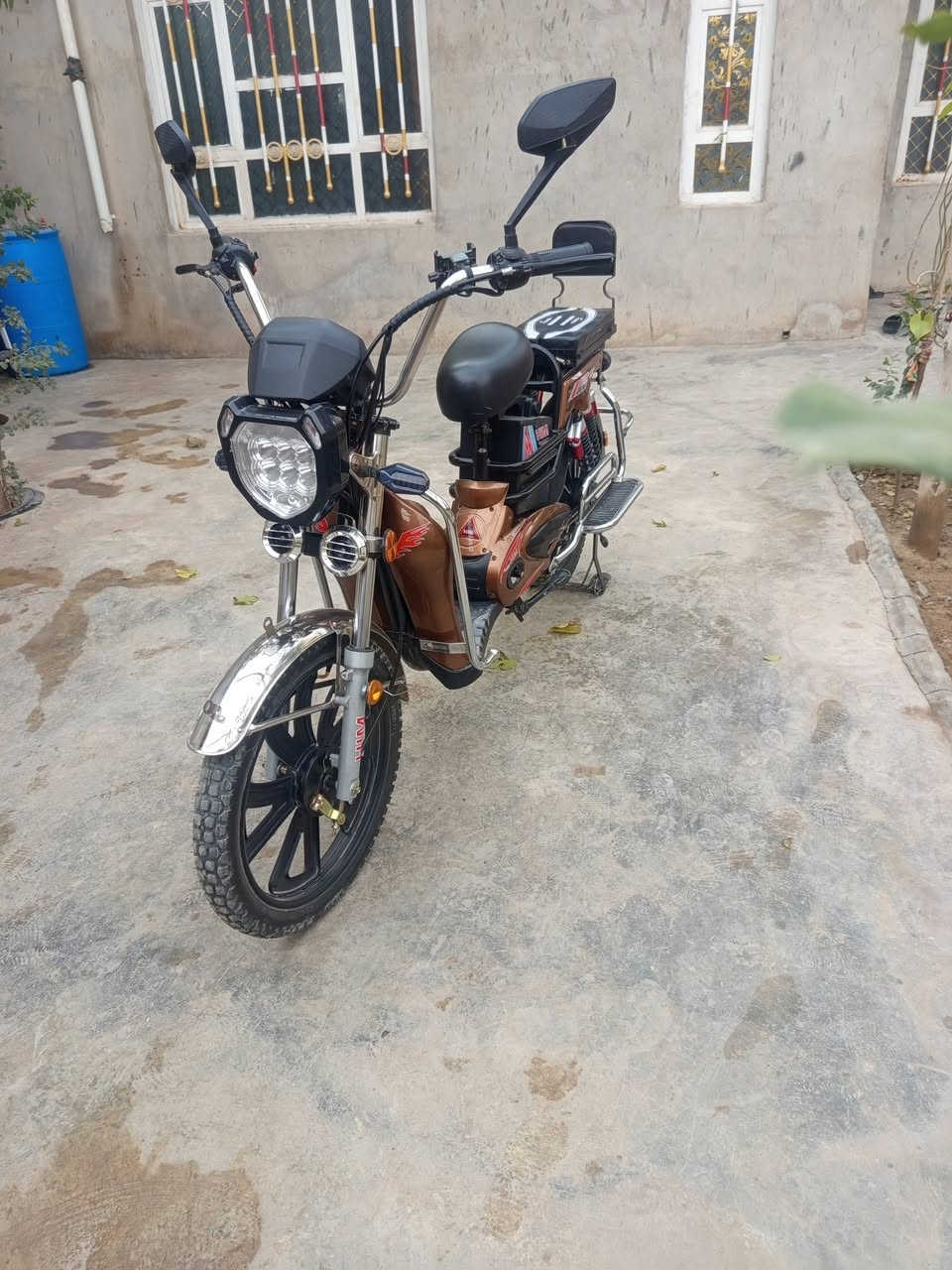 بايسكل شحن للبيع 5 بطاريات اخو الجديد 2026 مستخدم شهرين حجم كبير اكبر شي السويج 2 بصمات 2 ريمونت 2 مكان ديالى دالي عباس السعر 750 أو بي مجال اتصال عل رقم ***********
