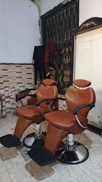 كراسي جدد • البصرة الحيانية • للبيع