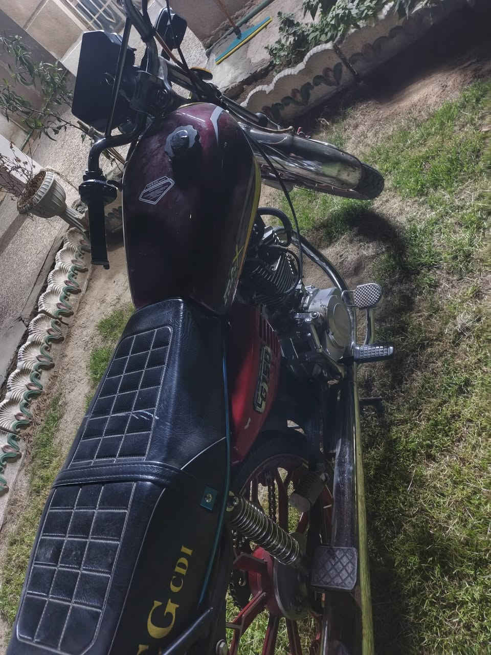 دراجة سيفان 24 اوراق سلف
شاشة الكتروني
ويل كب 
دراجة حلوة ونظيفة
نقص اشاير خلفية وبك فقط
تخم تاير جوبلس اصلي
باتري جديد
السعر 550 مجالها بسيط كلش
مكانها صويرة  شارع الكازينوات 
ومتواجد خاص٫٫٫
ماراوس فقط بيع


**إذا كنت صاحب هذا الإعلان وتريد حذفه لأي سبب، رجاءا أرسل رسالة إلى الدعم الفني**