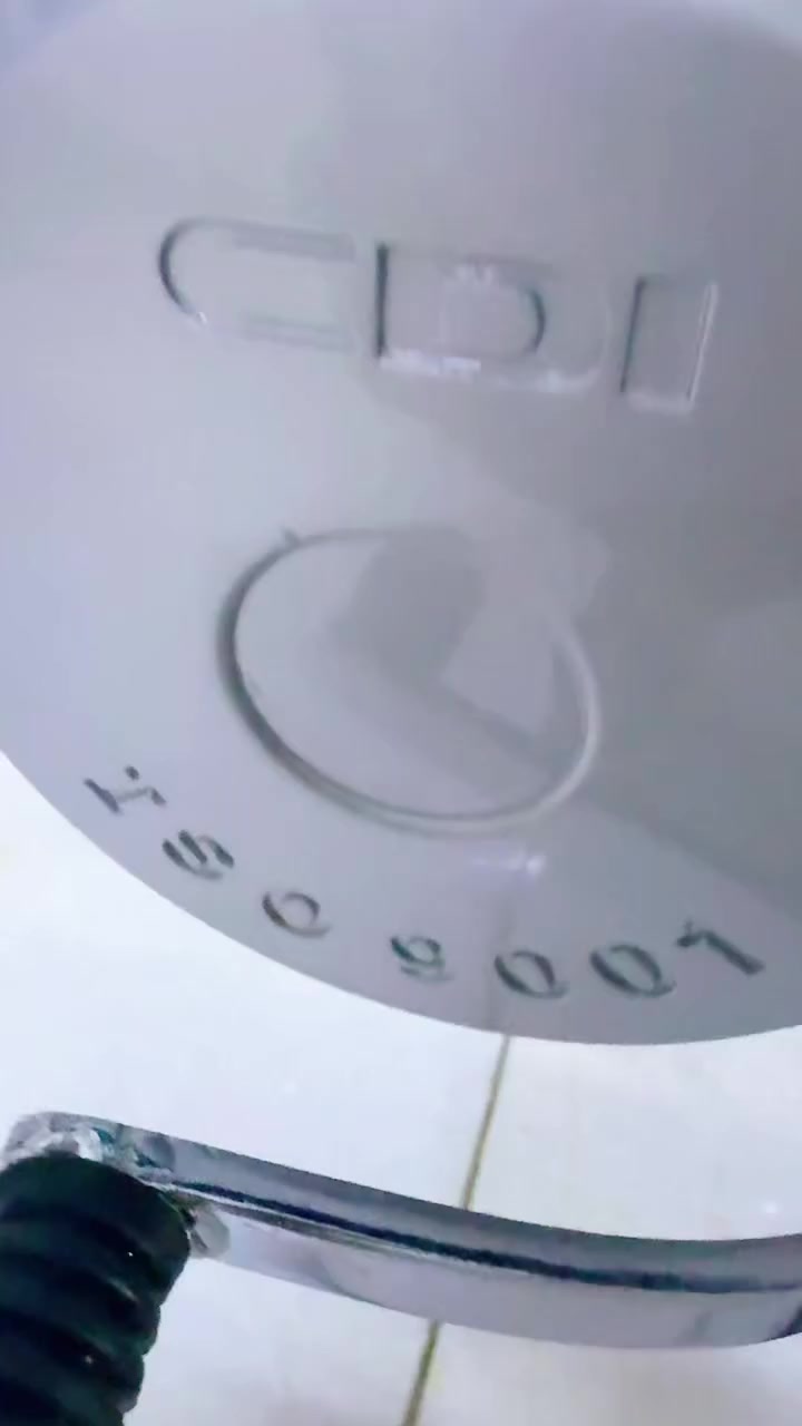 سلام عليكم دراجه مكينه تلش مال ايران بعده جديده ماصالي اهوي من شديته للبيع شراي ***********
