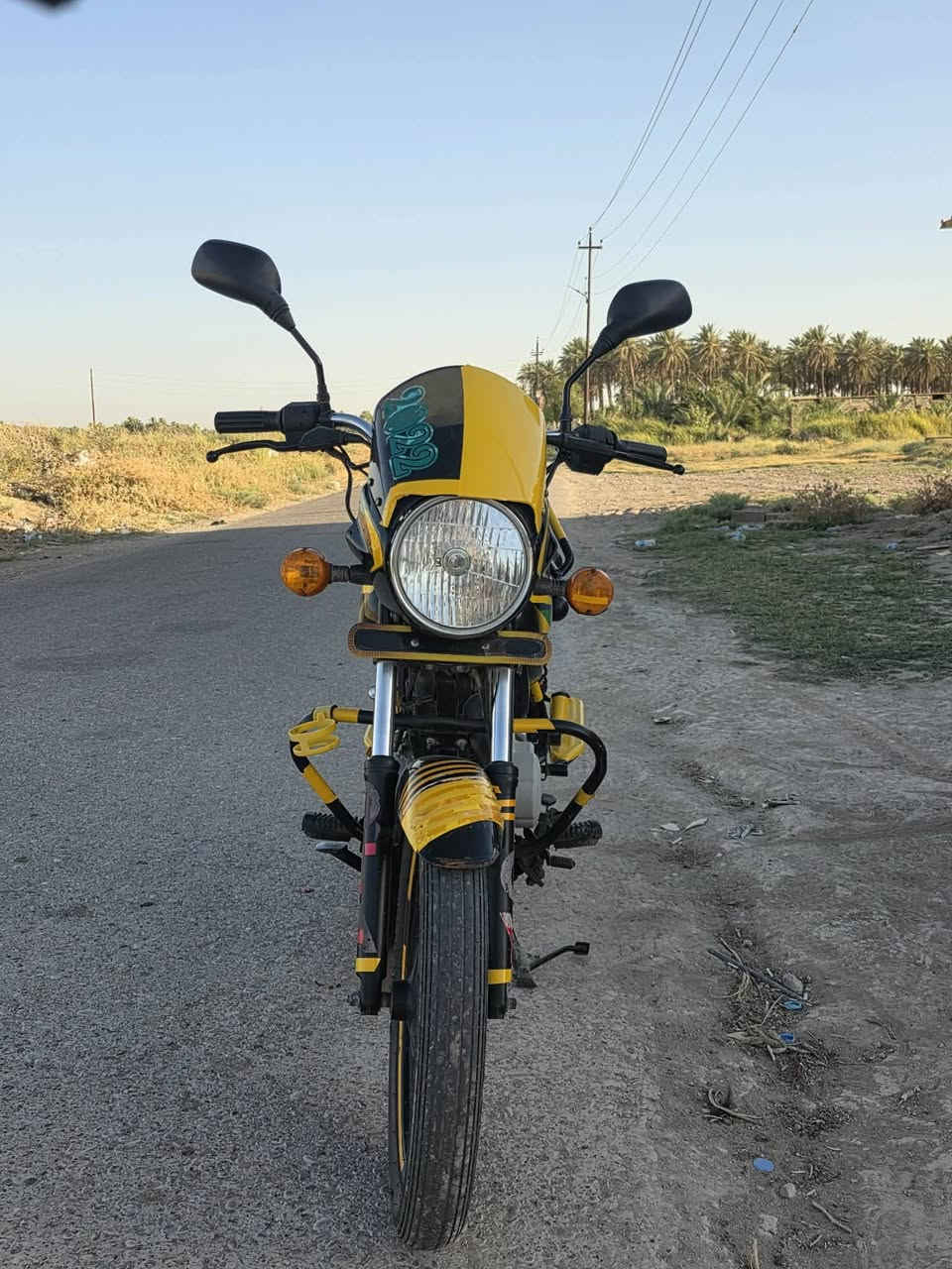 السلام عليكم بوكسر موديل 22 اوراق كامله الموطور مكفول كفاله عامه مابي اي خلل السعر 1200 وبي مجال قليل مكاني ديالى غالبيه ***********
