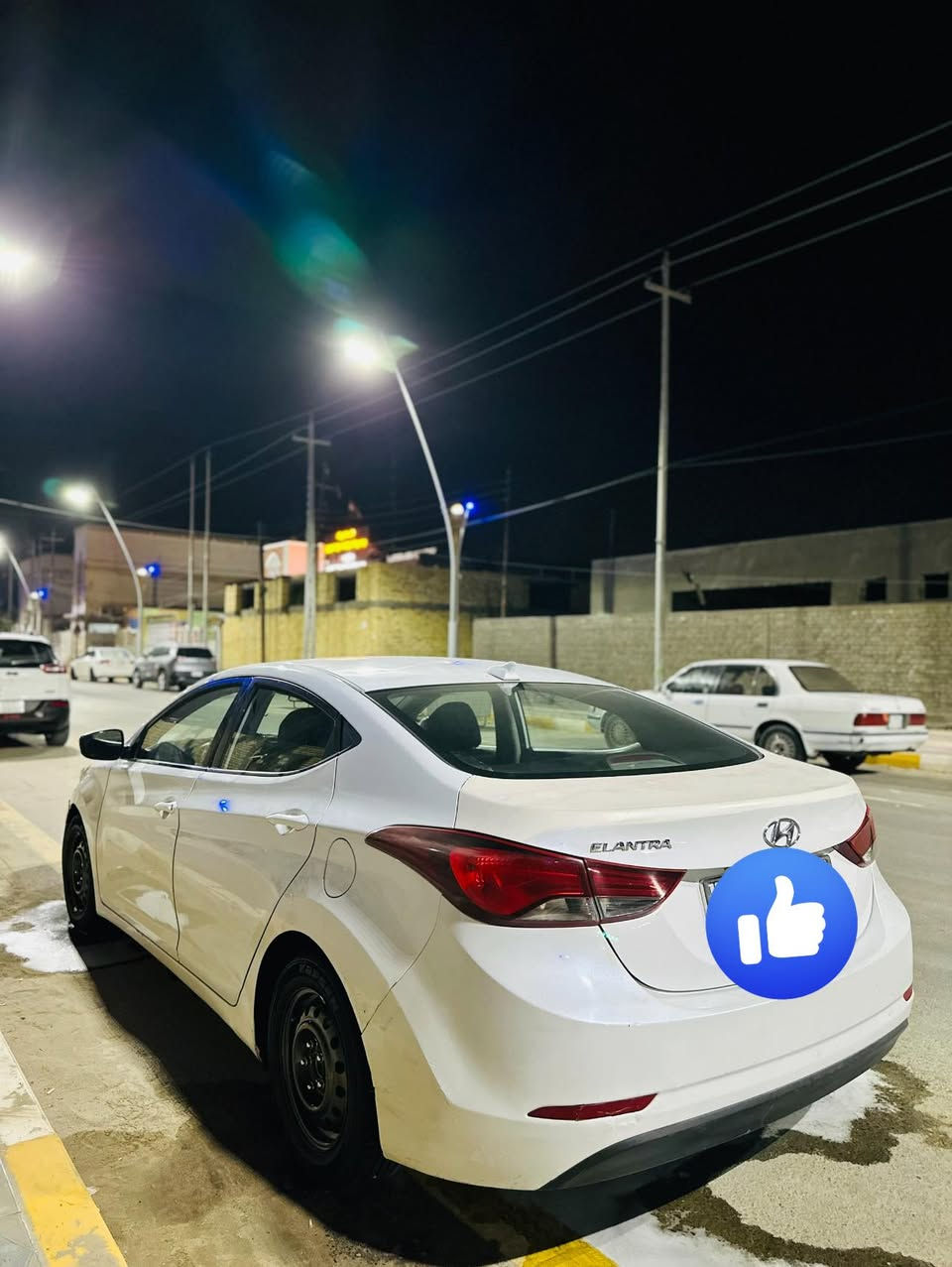 السلام عليكم
هونداي النترا موديل 2016 امريكي محرك 2000 دوش ضربته جاملغ اليمن وخشم البنيد بدون دواخل ليبل واحد السياره حلوه وجاهزه رقم ذي قار سنويه 2030 تنتهي  كير عادي  مكان السياره ناصريه مركز 
السعر 115وبيه مجال لطيبين
***********
