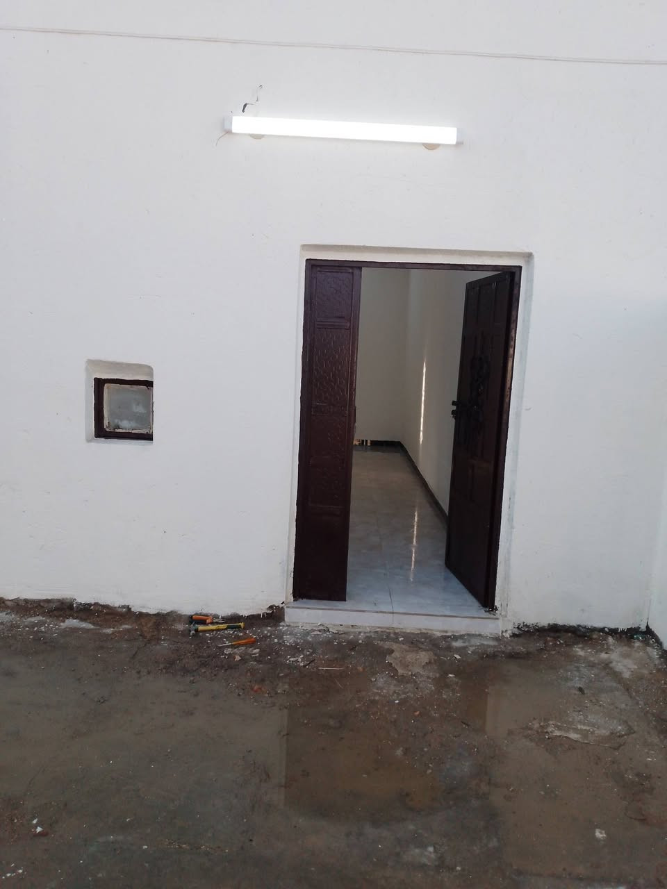 بيت للببع زراعي سند 25 مساحه 350متر متكون غرفه صاله حمام مطبخ استقبال خارجي سعر 70 مكان حي الجامعه شارع فلكه الجداريه بدايت مجمع المومل للاستفسار الاتصال ***********
