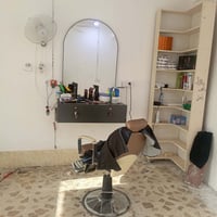 معدات حلاقة • كاملة • شبه جديد