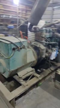 مكينة للبيع • فالفو جي • ٤٠٠