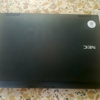 شبابنه الطيبة لابتوب نيس كدامكم نضيف استعامل قليل صناعته ياباني خوش لا...