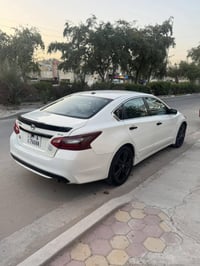 بيع او مراوس بتسلا مناسبه حلوه نيسان التيما موديل 2018 SR بصمه تشغيل و...