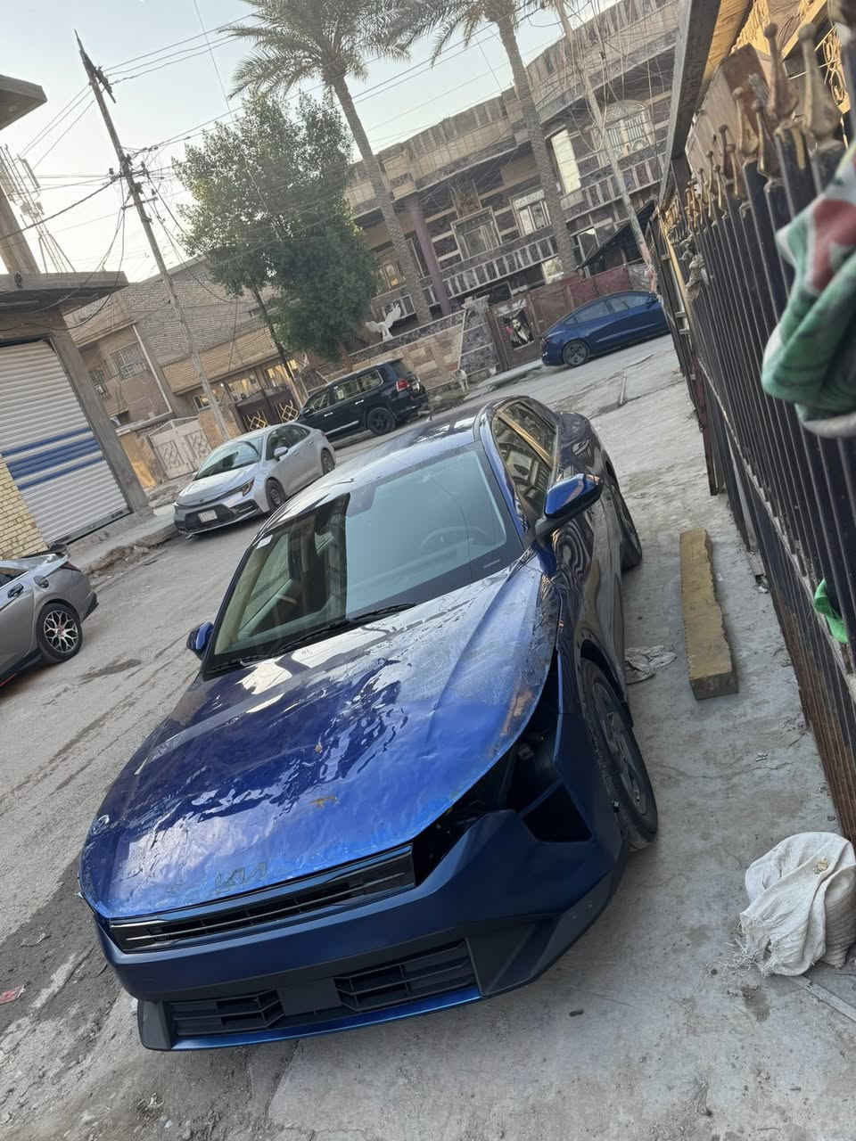 السلام عليكم 
كيا فورتي K4 موديل 2025 السعر 132 ورقه
مواصفات بصمه 
شاشه متصله كامره دواره
سايد بريك دكمه 
حادثها بس البنيد ونفسه مصلح 
نقص بيها مازادات وصبغ البنيد 
مكانها بغداد الجديدة 
***********
