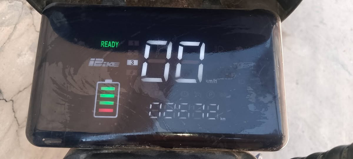 سلام عليكم شباب عندي هاذه الماطور حجم 20 للبيع نضيف كلش مصار شهر من شتريته كلشي مبي ولي يريده يجي خاص مكاني صلاح الدين قضاء بلد وسعر 400وبي مجال


**إذا كنت صاحب هذا الإعلان وتريد حذفه لأي سبب، رجاءا أرسل رسالة إلى الدعم الفني**