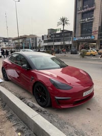 بيع او مراوس  تسلا 3 موديل 2023  تك ماطور دفع خلفي 280 حصان ماشية 40 ا...