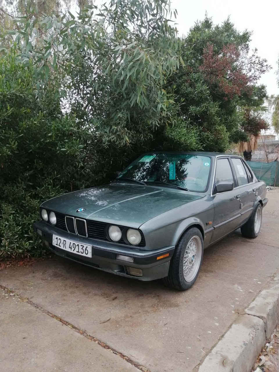 سلام وعليكم من رخصت الدمن الي مو شراي لا يتعبني وتعبه سياره بي ام زعره حجم 316سياره بلاديه محرك اربعه 18 كير عادي موديل 88بسمي هزه جديده مكاني موصل ايسر باقي التفاصيل اتصل ع رقم ***********///***********///
