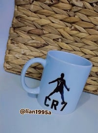 شغلي بطباعة الاكواب حسب طلبكم سعر الكوب 5 الاف خصم للي يطلب أكثر من قط...