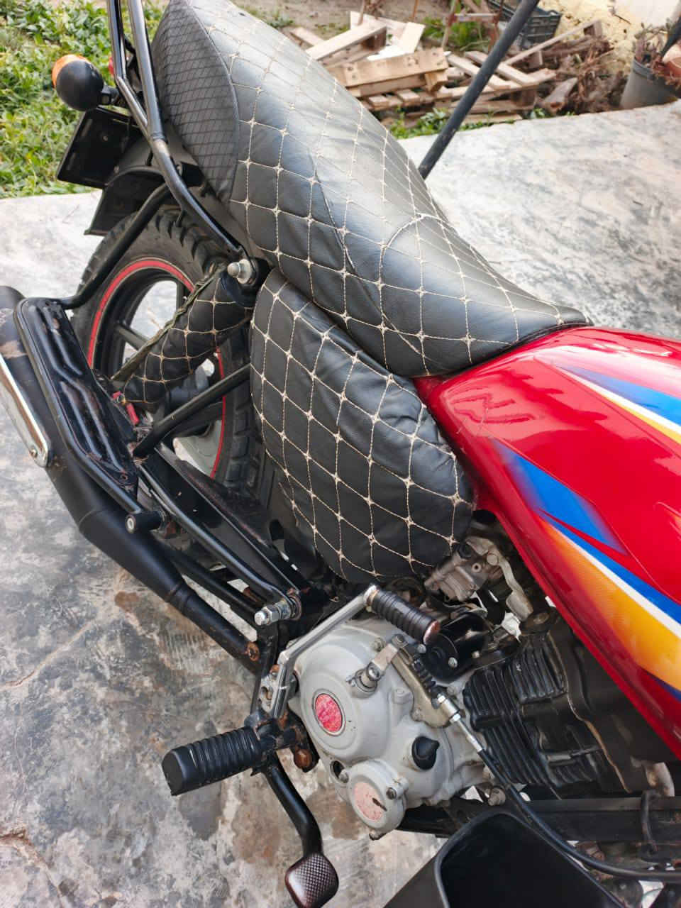 للبيع بوكس موديل ٢٠ دراجه مابيه كل نقص كامله ***********. السعر1600وبي مجال
