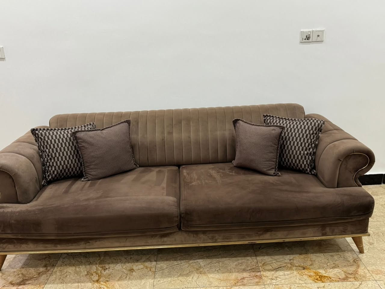 للبيع


**إذا كنت صاحب هذا الإعلان وتريد حذفه لأي سبب، رجاءا أرسل رسالة إلى الدعم الفني**