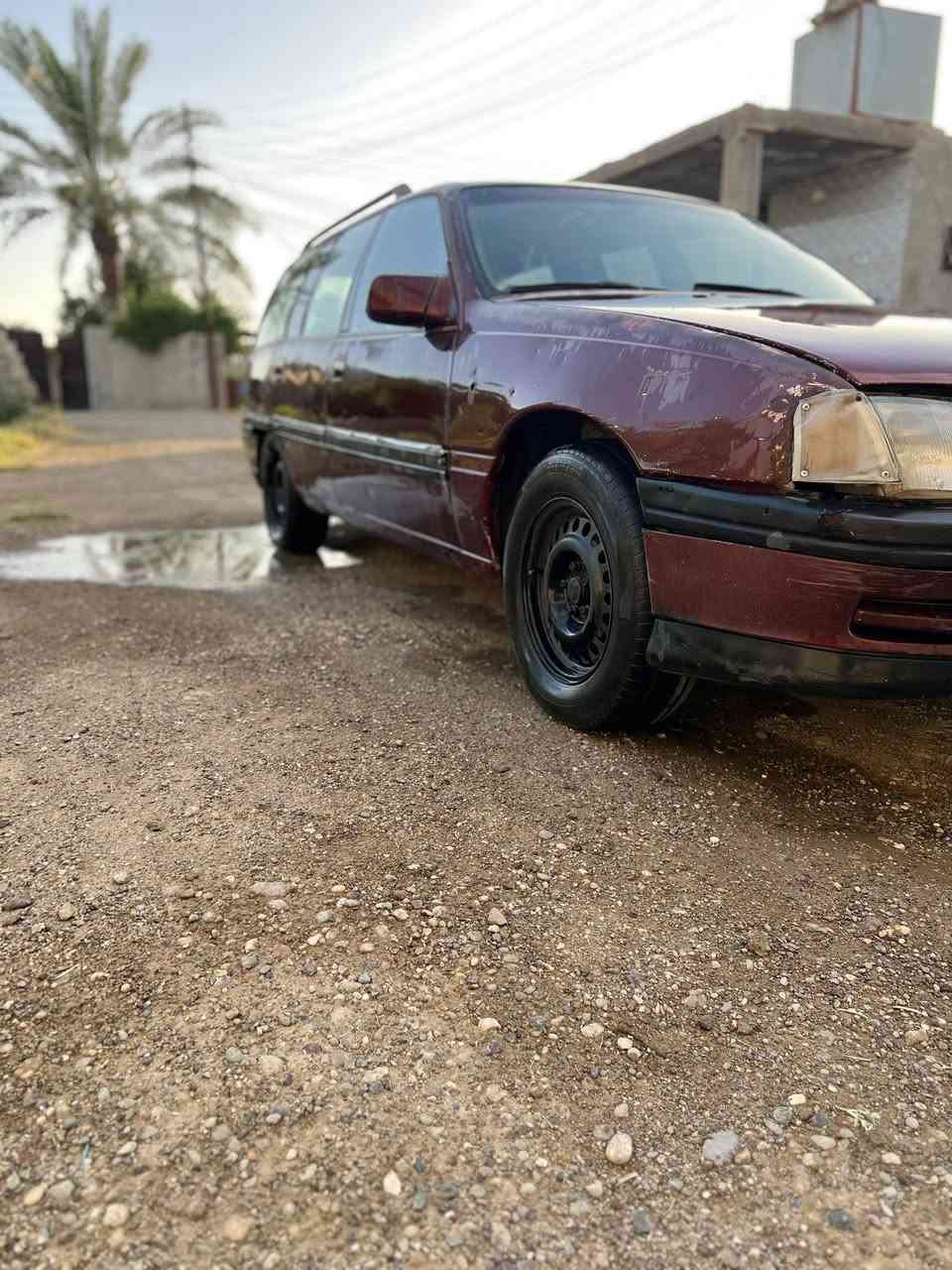 للبيع للبيع اوبل اوميكه استيشن رقم انكليزي جاهزه وبسعر مناسب سعرها ٢٠$جاهزه من محرك كير واكسل مكاني العلم وحياكم  وهاذا رقم ***********
