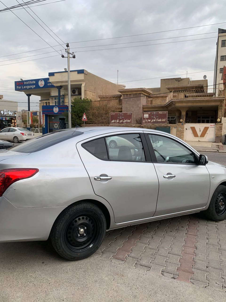 نیسان سەنی 
م / 2024 مستعمل دبی 
ڕۆیشتن / ٥٠ هەزار کم 
ژمارە کاتی ۳۰ ڕۆژ ماوە
بێ سبوغ ، جەمپێکی پشتی 
هەیە ، کەمەک ناو سندوق 
نیو چاملغی پشتی تەعدیلە 

نرخ   107 وەرەقه
*********** واتس ئەپ📞 أربيل, العراق
