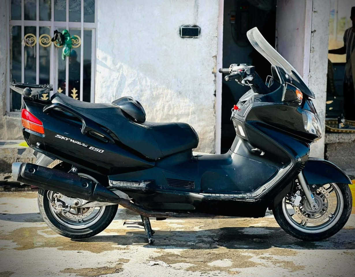 السلام عليكم للبيع بدون قايش
كفاله عامه الدراجه ناعمه وحلوه 1350 
***********
